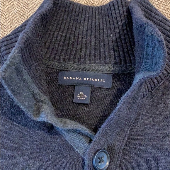 Banana Republic sweater - Picture 2 of 3